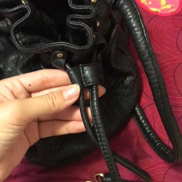 NEW Deena & Ozzy Faux Leather Handbag - Picture 5 of 8